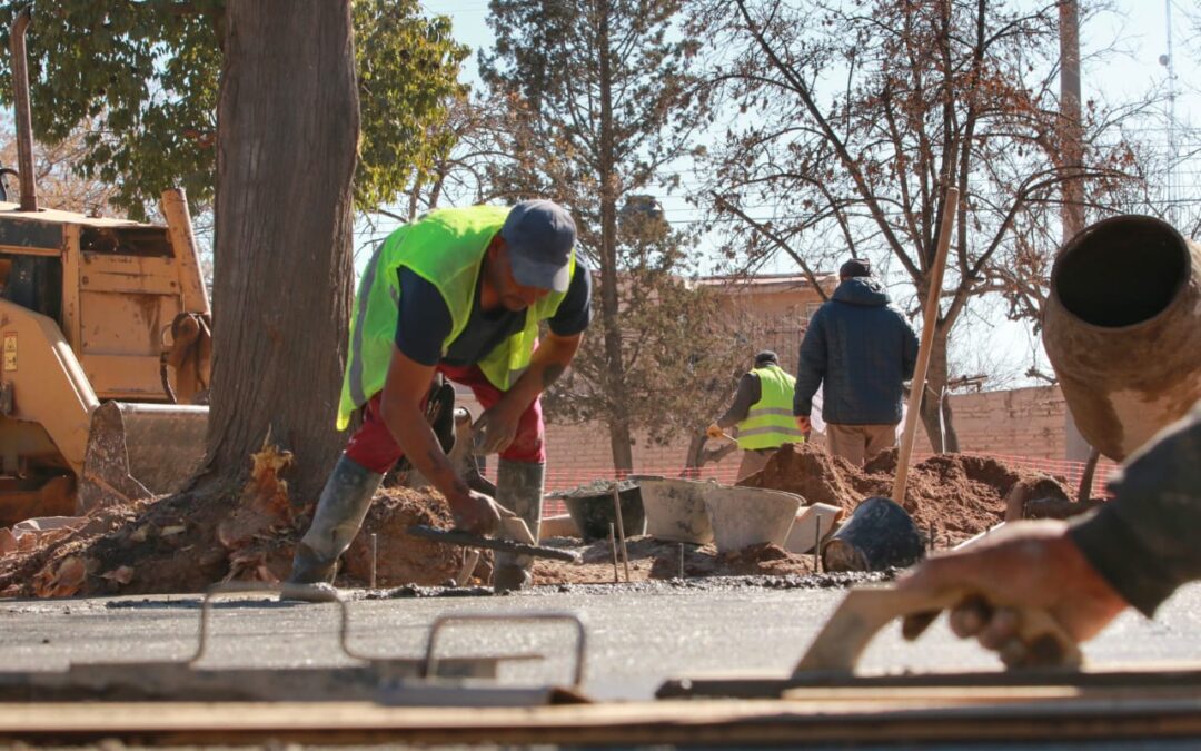Avanzan las obras en la Plaza Daparo de Perdriel