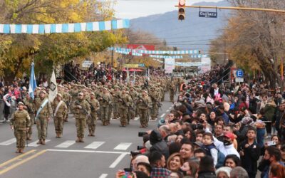 Luján de Cuyo realizó su Gran Desfile Cívico Militar