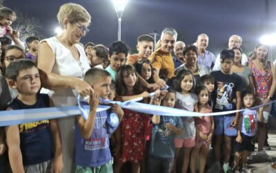 Bragagnolo inauguró la Plaza del Barrio Loyola