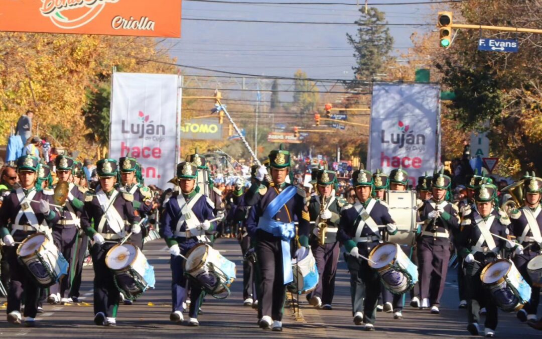 Luján de Cuyo vivió su gran desfile cívico militar